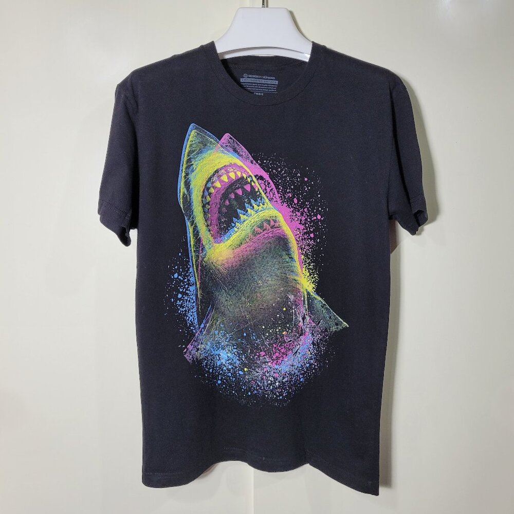 3D Shark Graphic Men's T-Shirt